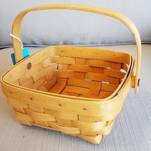 Longaberger Small berry basket